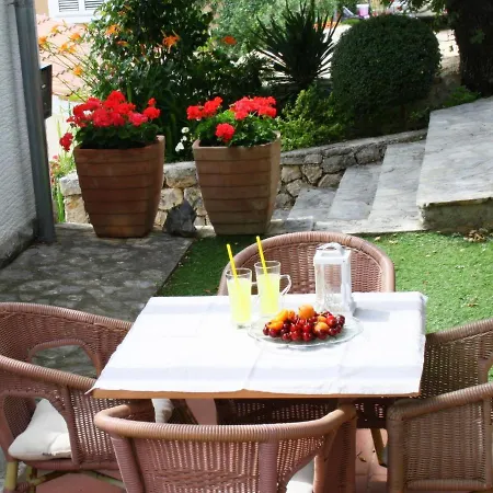 Charming In With Balcony Maslenica