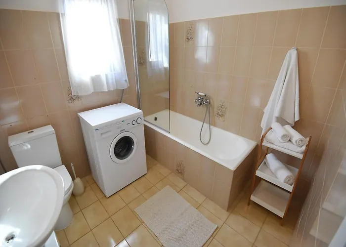 In By The Sea 公寓 *