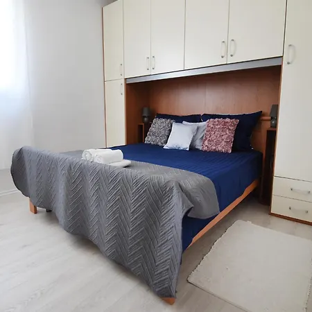 In By The Sea Maslenica